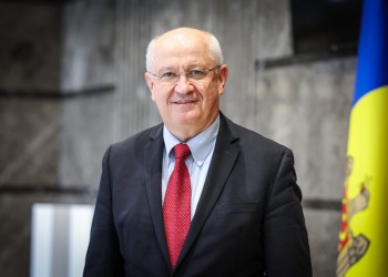 Premierul Alexandru Munteanu face prima sa vizită oficială în România. Agenda vizitei