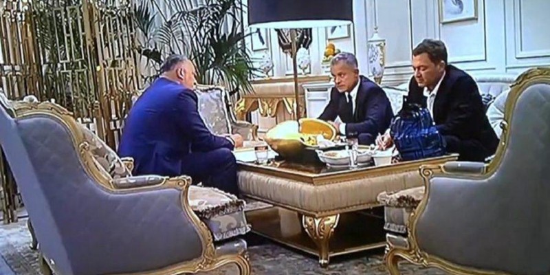 VIDEO. Vladimir Voronin detonează blocul pro-rus al „patrioților” într-un moment cheie al campaniei electorale, dezvăluind suma exactă din „kuliokul” primit de Dodon de la Plahotniuc: 860.000 de euro! Dezarmat total, acuzatul dă vina pe PAS: „S-au jucat pe unele emoții ale domnului Voronin, poate bătrânețea”