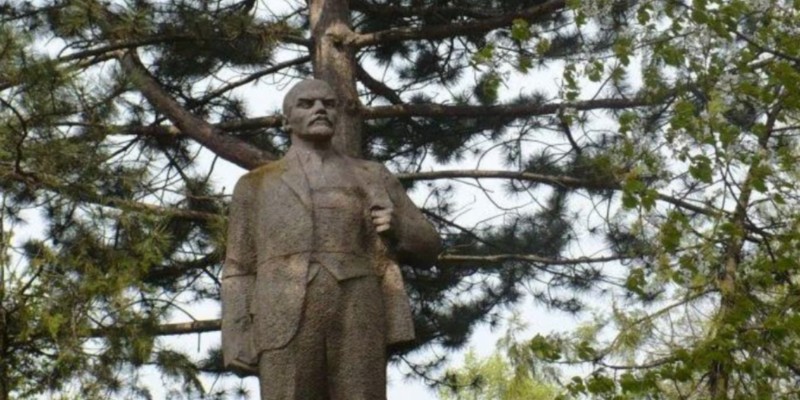 VIDEO O deputată PAS anunță că va aborda subiectul demolării monumentelor sovietice
