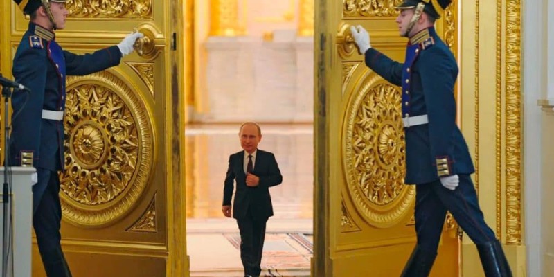 Secretarul de stat britanic al Apărării, Ben Wallace, îl spulberă pe Putin: ”Suferă de ‹sindromul omului scund›, e un complexat!” Ce înălțime are, de fapt, piticul Putin?