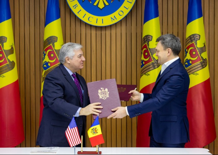 SUA oferă R.Moldova un grant de 1,3 miliarde de lei pentru infrastructura de transport și sporirea rezilienței cibernetice în cadrul instituțiilor de stat