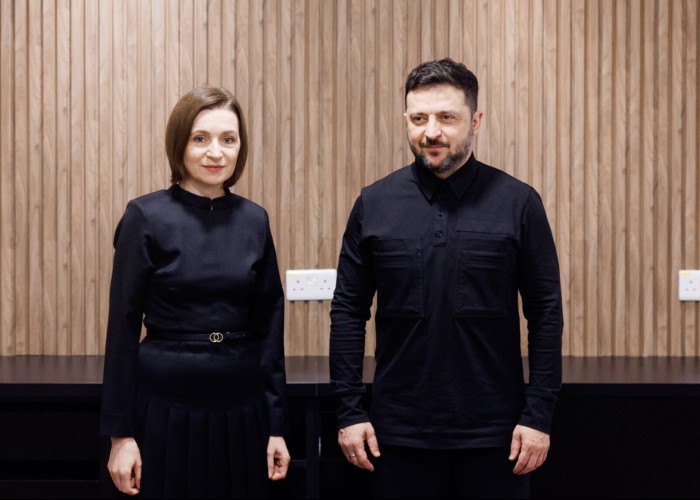 Maia Sandu și Volodimir Zelenski sunt liderii europeni care se întâlnesc cel mai des în ultima perioadă, în ideea unei aderări comune cât mai rapide la Uniunea Europeană / La reuniunea din Cipru, președinta de la Chișinău a fost felicitată de Bruxelles pentru progresele înregistrate de R.Moldova