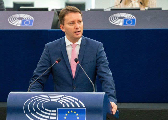 Parlamentul European a votat rezoluția de începere a negocierilor de aderare a R.Moldova la UE până la finalul anului  / Inițativa aparține europarlamentarului român Siegfried Mureșan