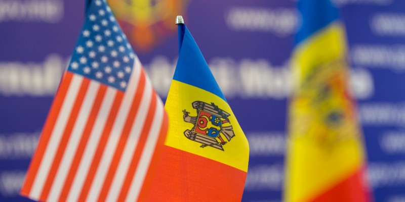 SUA, alarmate de metodele murdare folosite de Kremlin pentru a submina apropiatele alegeri „istorice și cruciale” din R.Moldova. Oficialii americani se întreabă dacă Chișinăul va continua pe calea occidentală sau va reintra în sfera de influență a Moscovei /  Dezinformarea este peste tot și devine tot mai avansată