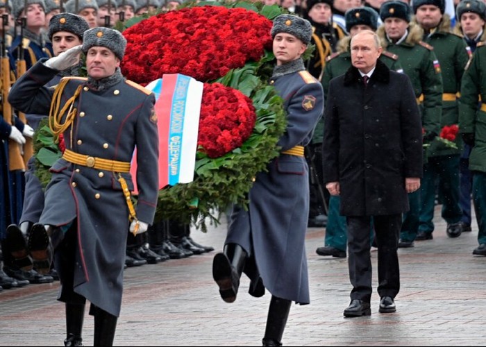 Rusisme: Șoseta unui militar rus din Belgorod, mort în Ucraina, a fost expusă în muzeul de istorie locală din oraș. Cultul invadatorilor care săvârșesc genocid în Ucraina, violuri și tâlhării
