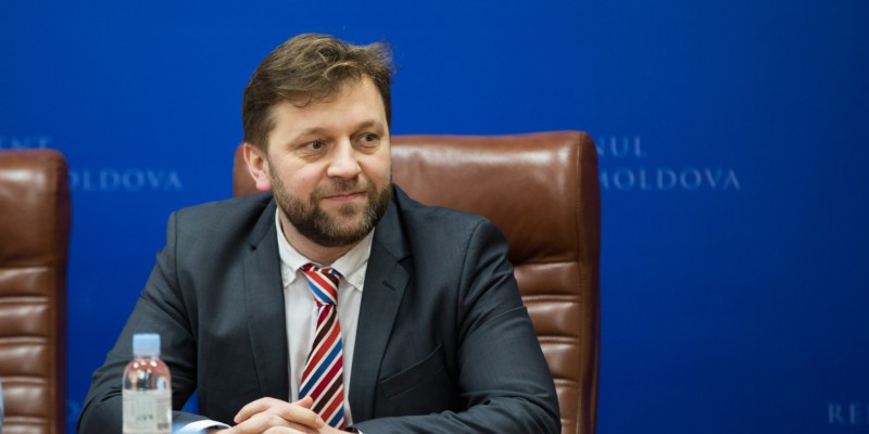 Dumitru Alaiba promite, într-un interviu pentru Reuters, reforme care să atragă investitori, dar admite că R.Moldova nu poate supraviețui „fără ajutor extern”