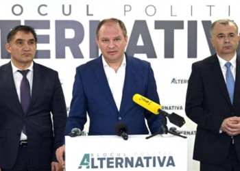 SURSE: Ivan Ceban și-a anunțat apropiații că Blocul ”Alternativa” va înceta să mai existe după alegeri / Lovit și izolat de interdicția intrării în România și în Schengen (pe motiv de FSB-ism), Ceban s-a dat la fund, aruncând greul campaniei pe umerii tandemului Stoianoglo-Chicu