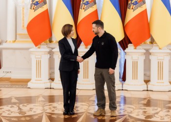 Volodimir Zelenski a felicitat R.Moldova pentru rezultatele obținute la parlamentare. „Aceste alegeri au demonstrat că activitatea destabilizatoare a Rusiei pierde teren”