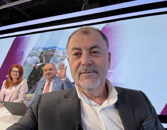 Fostul ministru Anatol Șalaru le face o promisiune istorică adevăraților unioniști. „Aportul unioniștilor la rezultatul PAS a fost unul hotărâtor. Vă asigur că reunificarea celor două state românești se va realiza”